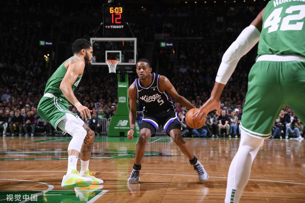 中国男足的 中国男足的