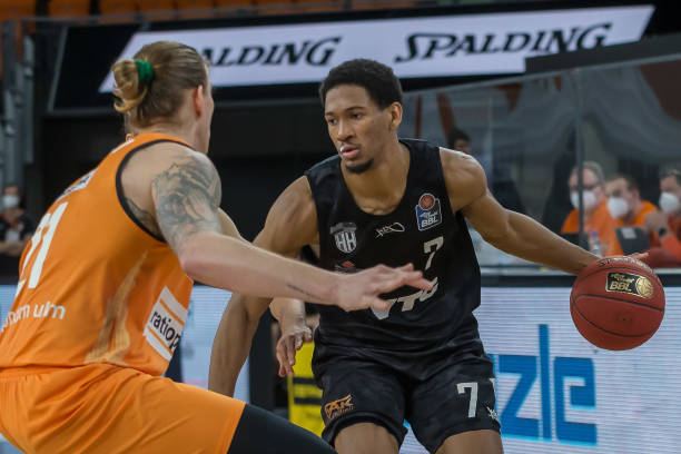 科斯塔和迪 科斯塔和迪