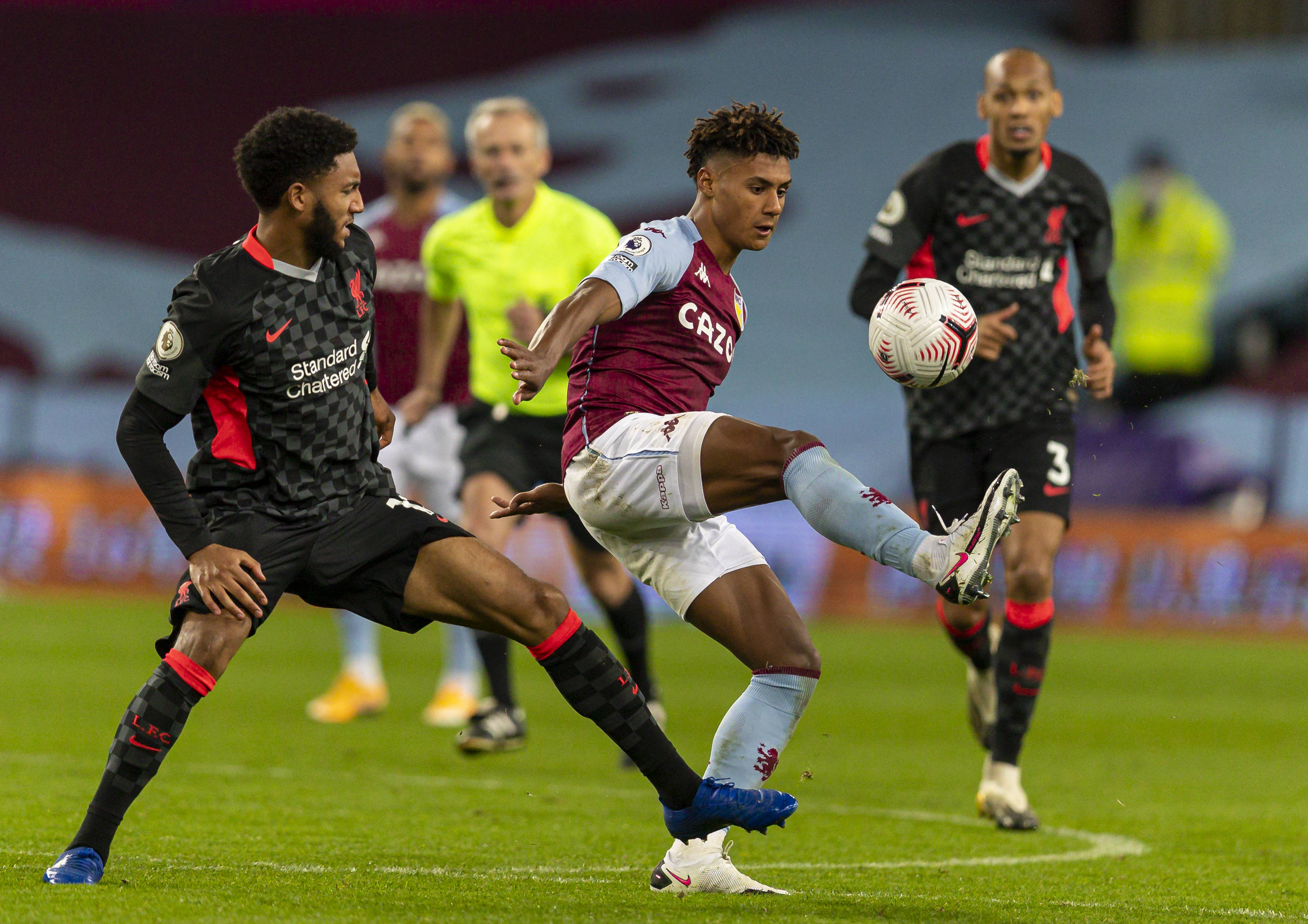 使得国足的 使得国足的